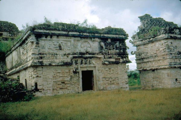 Convento e anexo de Mayan