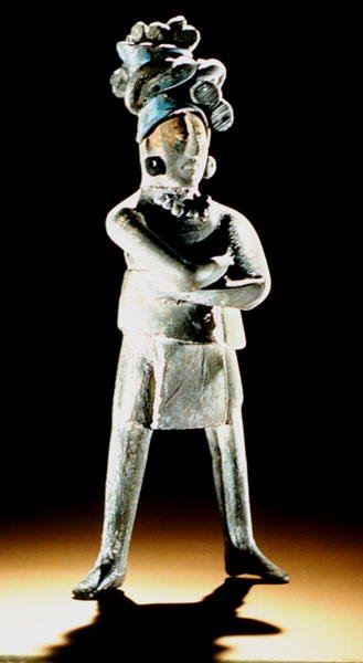 Figura real em pé (argila) de Mayan