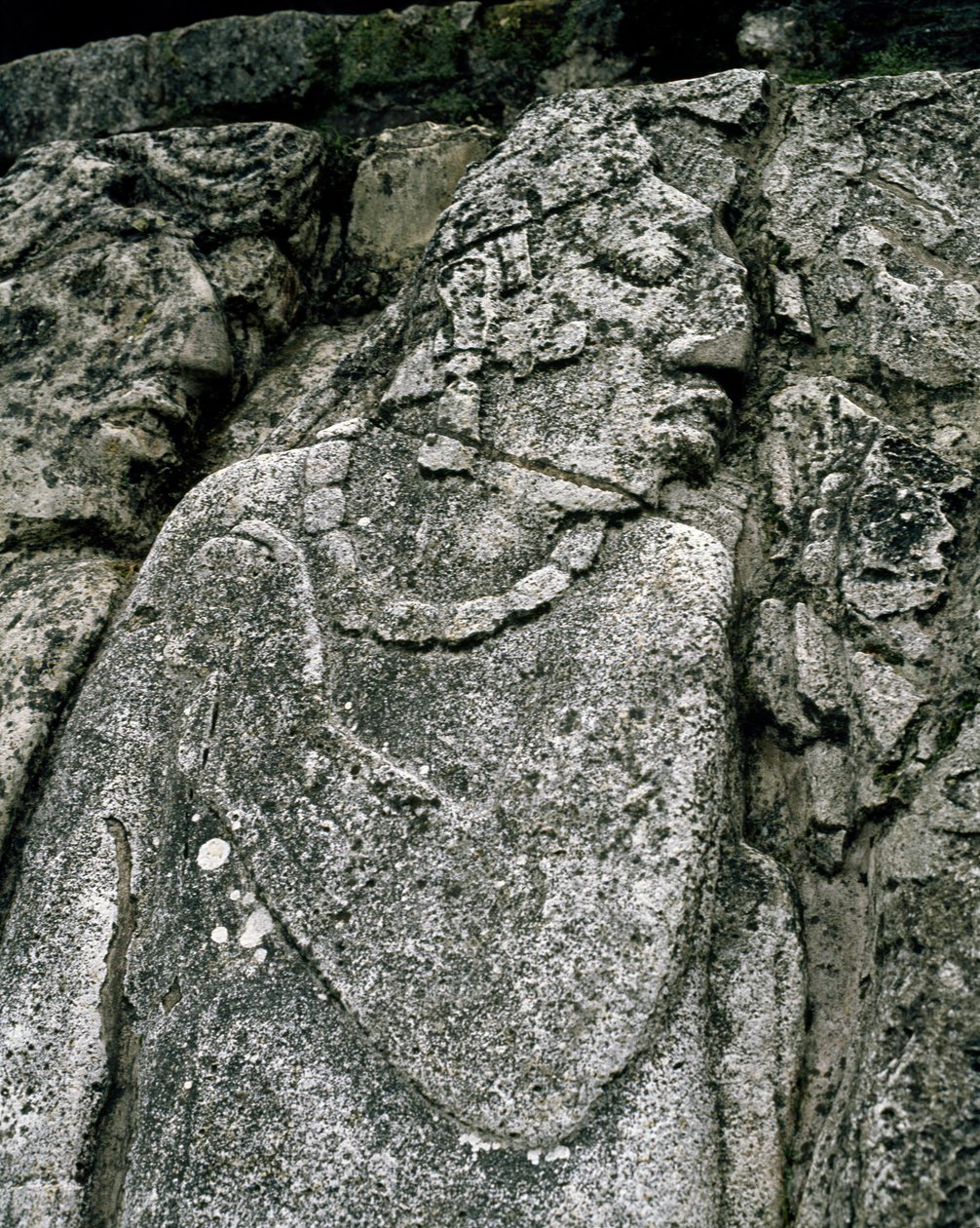 Estela na casa A, pátio 2 do palácio de Mayan