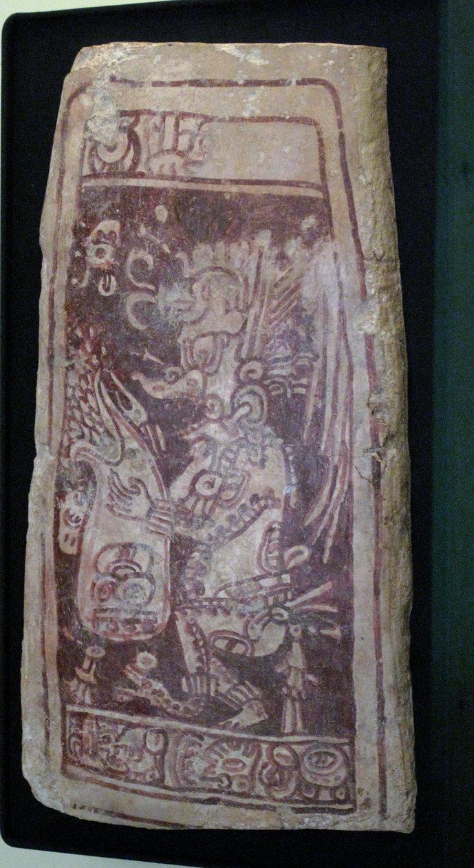 Tampa da abóbada com pintura do deus K "Awiil e texto hieroglífico, área de Chenes, Yucatan, período clássico tardio, 600-900 DC de Mayan