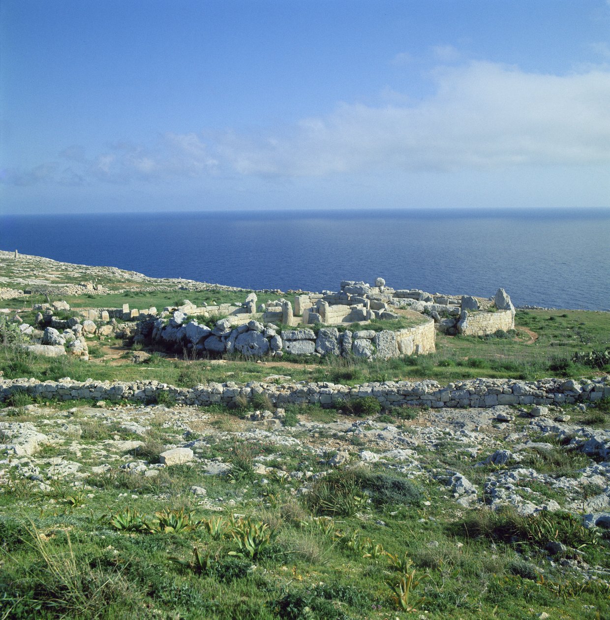 Local do templo megalítico, c.30000-c.25000 aC de Megalithic