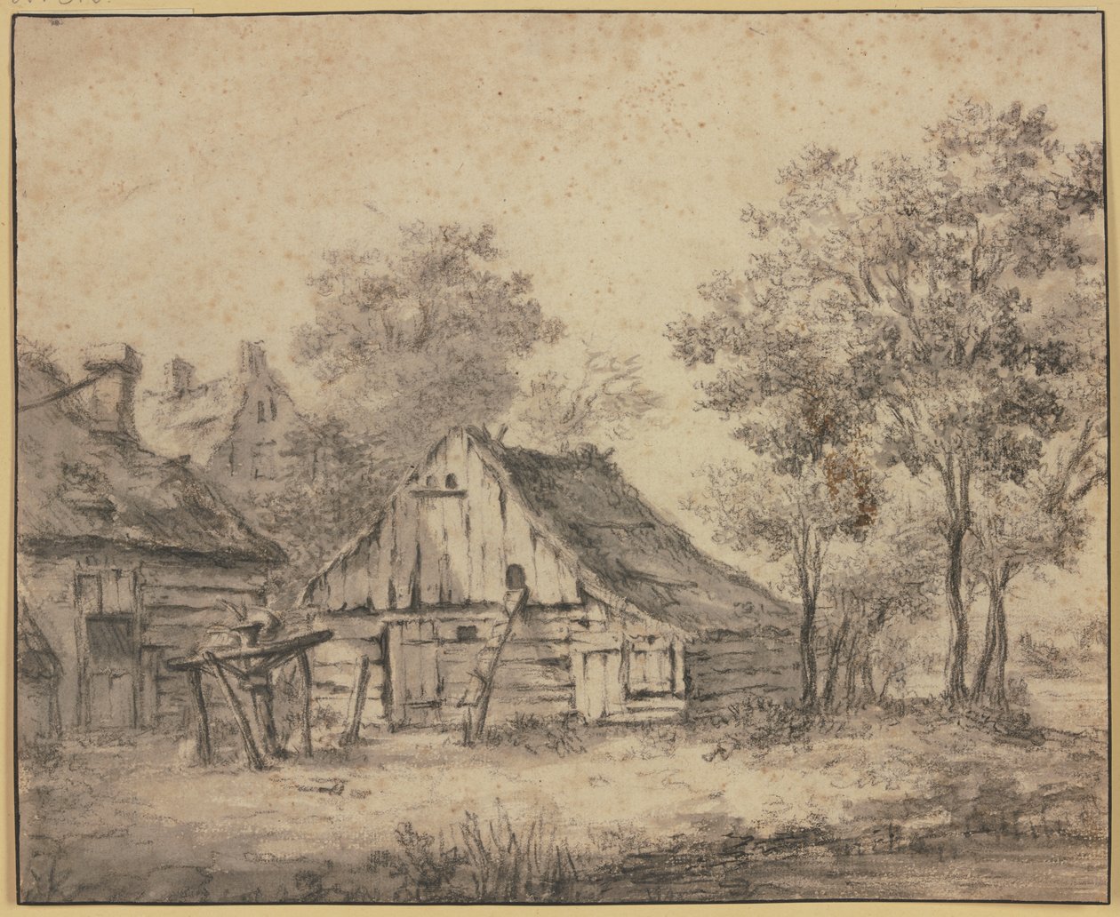 Casas sob árvores, com uma roda montada num poste de Meindert Hobbema