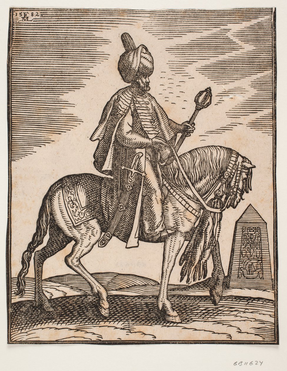 Cavaleiro de turbante com uma espada no lado direito e uma clava de guerra na mão esquerda, perfil para a direita; ao fundo, um obelisco de Melchior Lorck