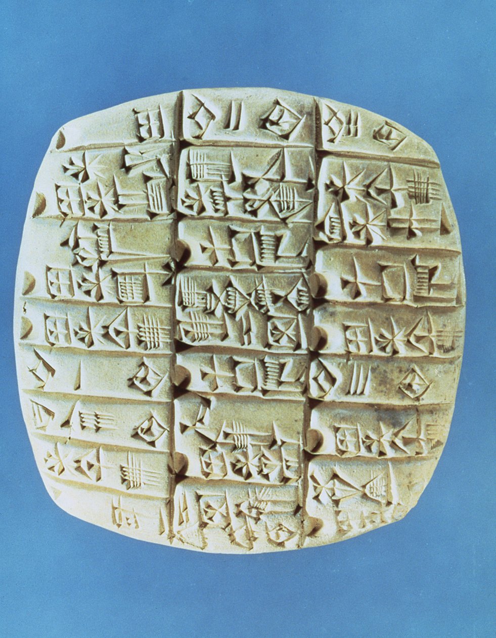 Tabela de contas com escrita cuneiforme, c.2400 aC (terracota) de Mesopotamian