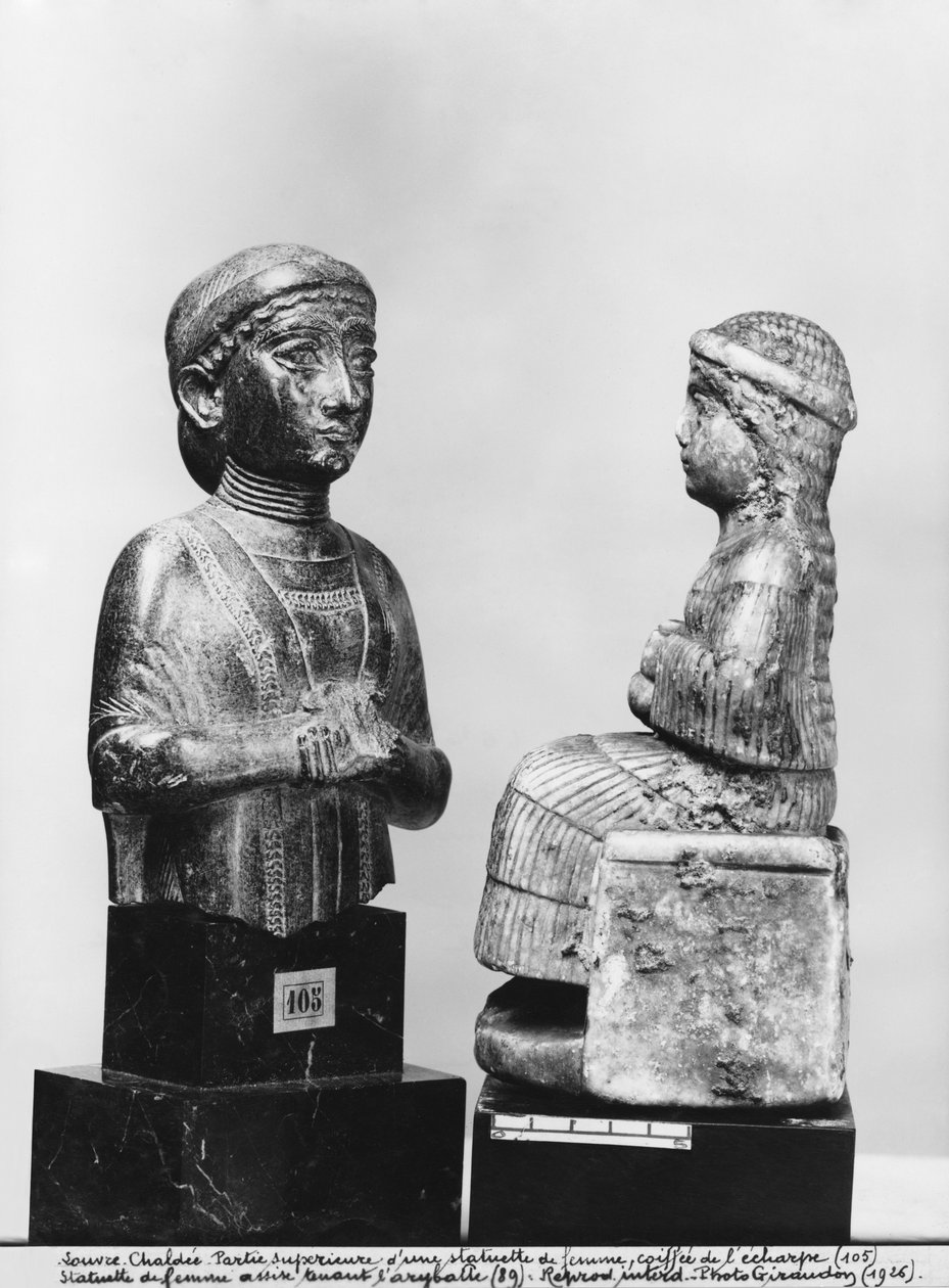 Mulher, com, a, xale, mulher segura, um, aryballos, perfil, vista, neo-sumerian, de, Telloh, antiga, Girsu, c.2150, BC, (chlorite), (ver, também, 286959, 286961) de Mesopotamian