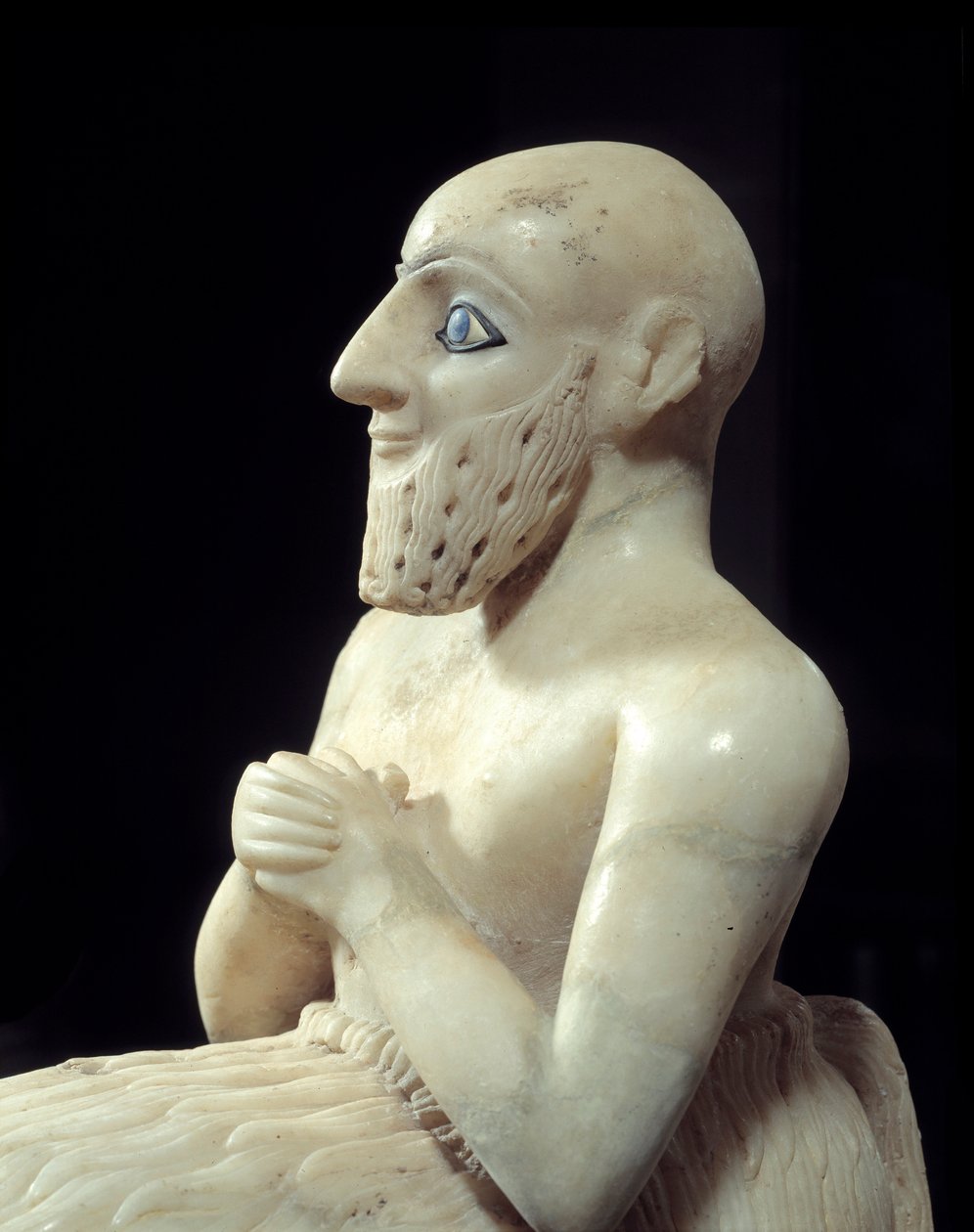 Art Mesopotâmia: Estátua do Intendente Ebih-il. Escultura de albastro, concha, lápis-lazúli e xisto, por volta de 2500 AC (período Sumério, por volta de 2900-2200 AC). De Mari. Altura: 0,525 m. Paris, Museu do Louvre. de Mesopotamian