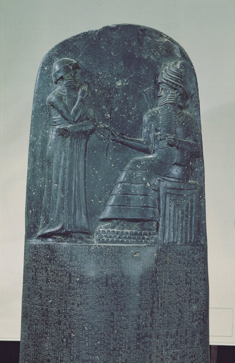 Figura de relevo do Deus Sol Shamash ditando suas leis para o rei Hamurabi em seu famoso Código da Lei, período babilônico antigo, 1760 aC (basalto) de Mesopotamian
