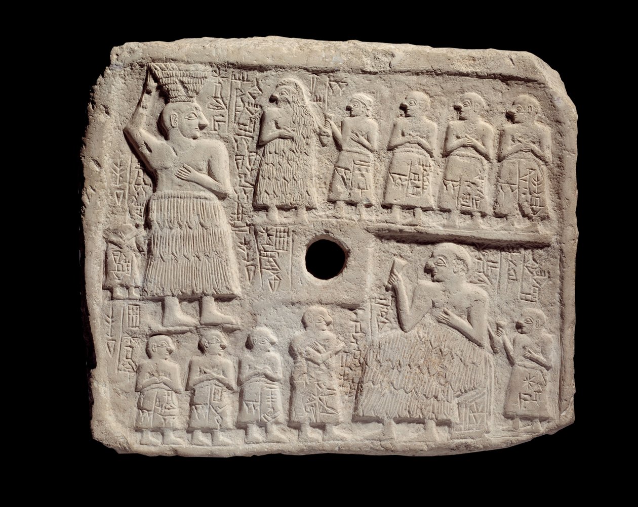 Mesopotâmia: baixo relevo em calcário de Ur-Nanshe (Nossa nanshe), Rei de Lagash. Período Sumério. De Tello Paris, musee du Louvre - Relevo comemorativo para a construção de um edifício religioso por Ur-Nanshe, Rei de Lagash (Ur-Nanshe) (Nossa nanshe) de de Mesopotamian Mesopotamian