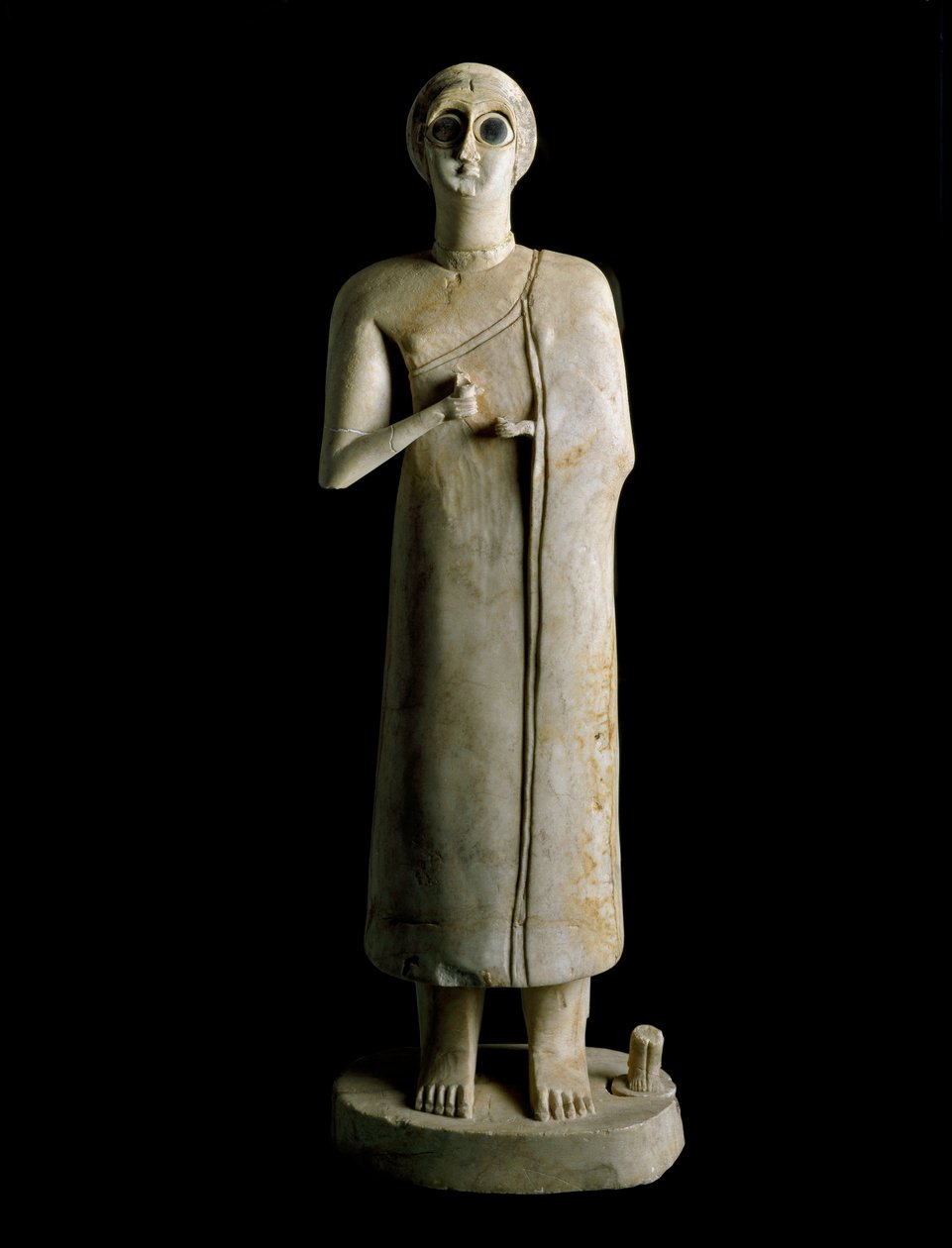 Arte mesopotâmica: figura de mulher ou deusa. Terracotta, 3º milénio a.C. De Tell Asmar (Ehnunna na Mesopotâmia) Sun. 59 cm Museu de Bagdad, Iraque de Mesopotamian Mesopotamian