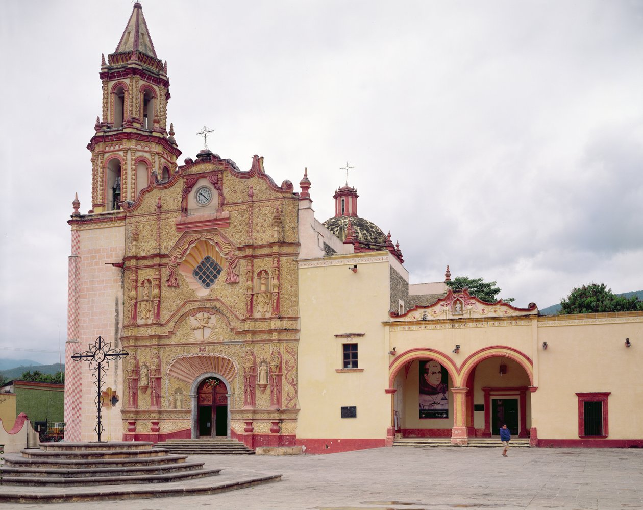 Fachada da Igreja da Missão Franciscana de São Tiago em Jalpan, 1751-58 de Mexican School