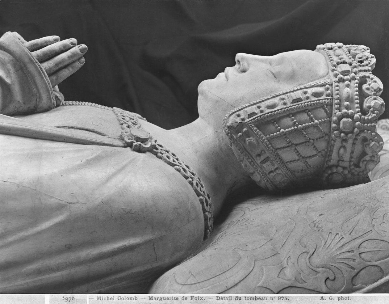 Nantes, Catedral de São Pedro e São Paulo, Tumba de Francisco II, Duque da Bretanha e Marguerite de Foix, detalhe de Marguerite de Foix, 1502-07 gesso de mármore foto de bw de Michel Colombe