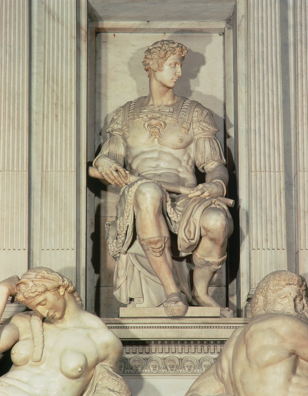 Túmulo de Giuliano de &39;Medici (mármore) (detalhe) de Michelangelo Buonarroti