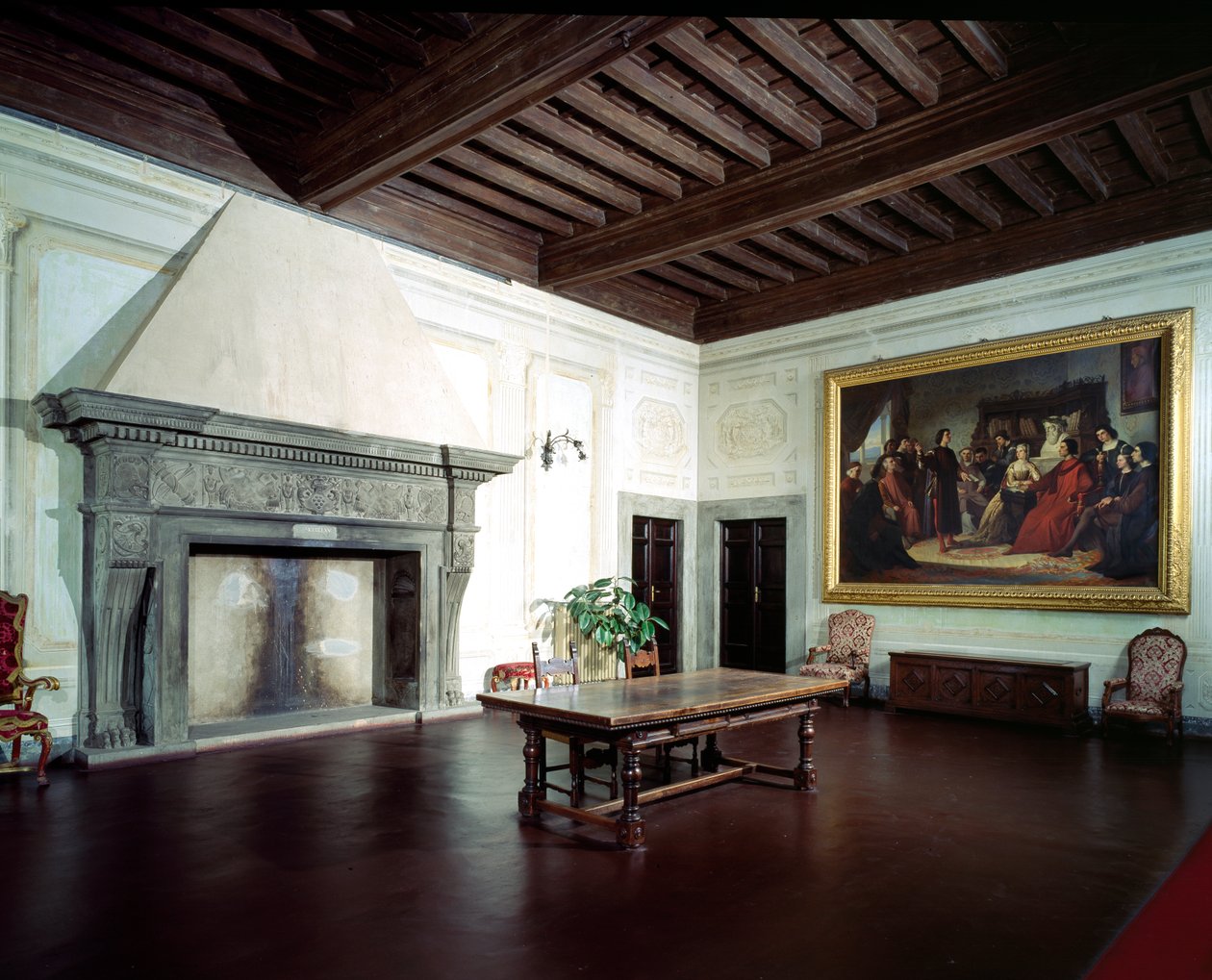 Interior com lareira do século XV, Villa Medicea di Careggi de Michelozzo di Bartolommeo