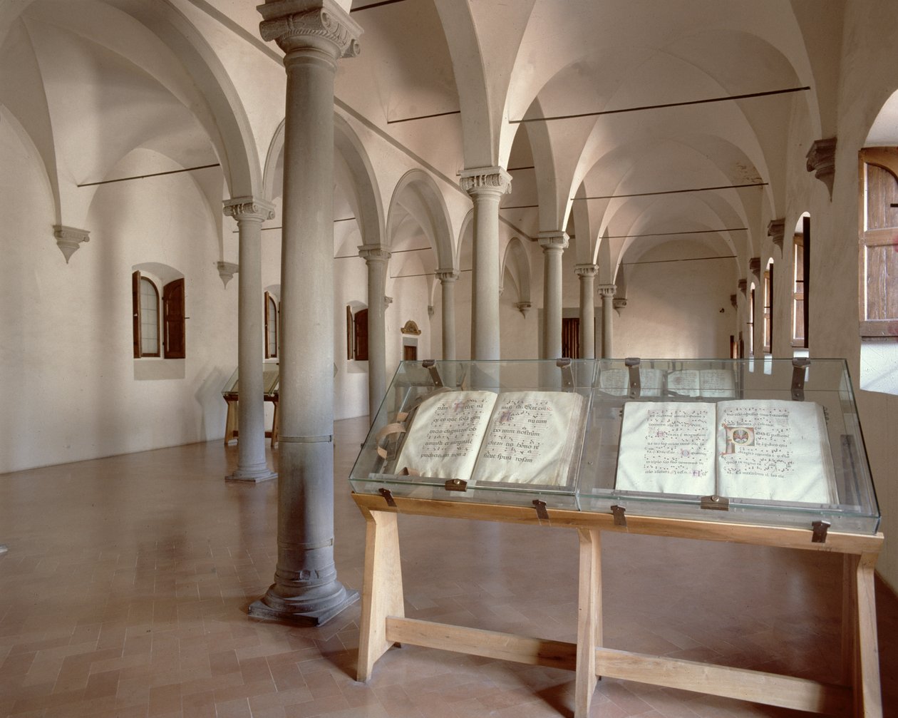 A biblioteca, 1441 de Michelozzo di Bartolommeo