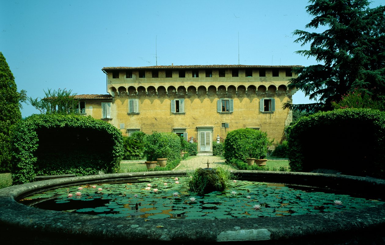 Villa Medici de Careggi, iniciada em 1459 de Michelozzo di Bartolommeo
