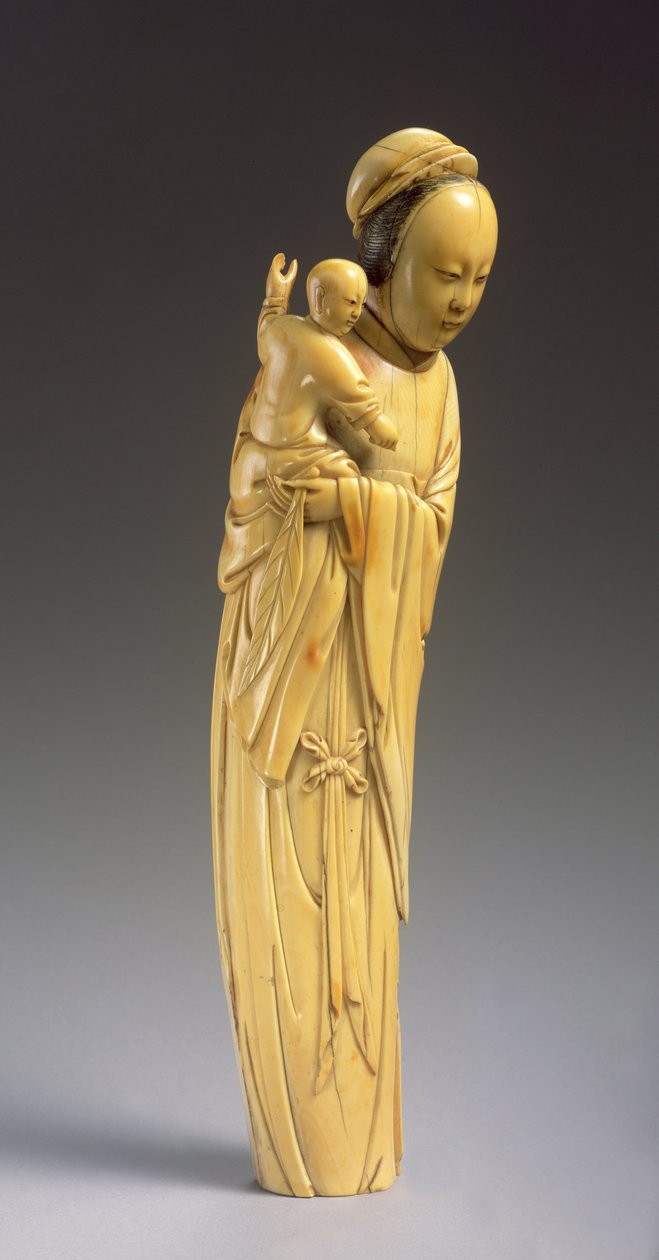 Figura de Guanyin segurando uma criança (esculpida em marfim) (ver também 272122) de Ming Dynasty Chinese School