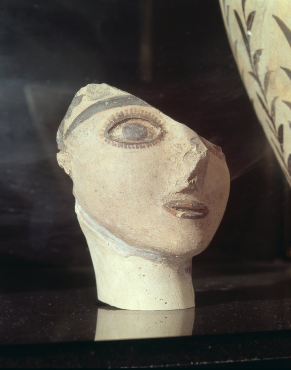 Cabeça de uma menina, do palácio de Knossos, Minoan, 1700-1400 aC (gesso) de Minoan