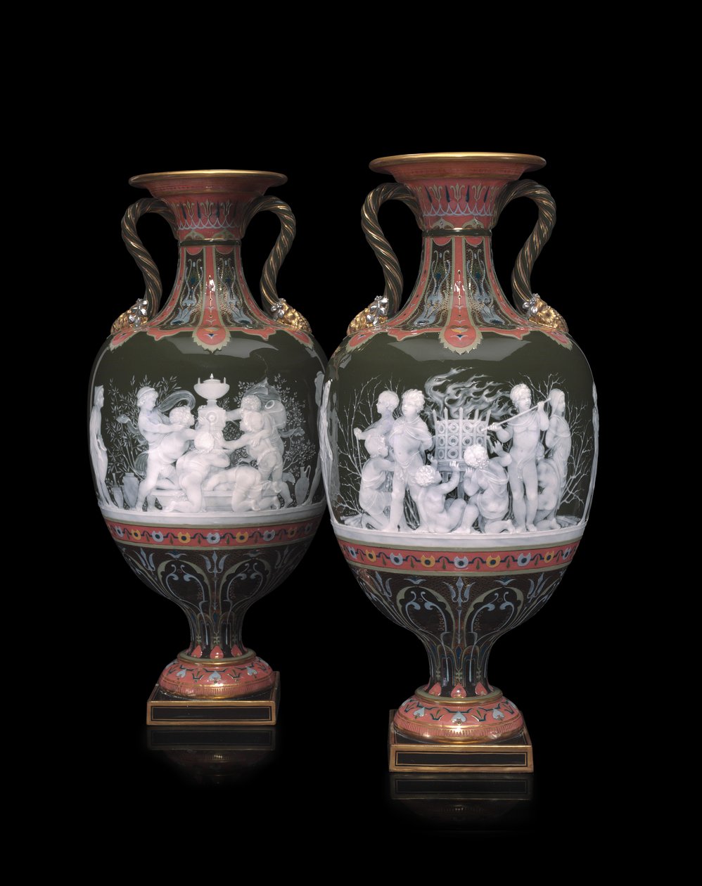 Um par de vasos, "Les alteres y les frileux", 1879 de Mintons Ltd