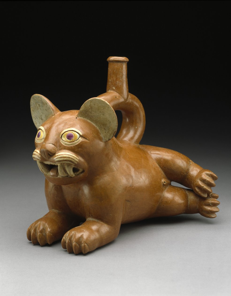 Reclining Feline Vessel de Moche Moche