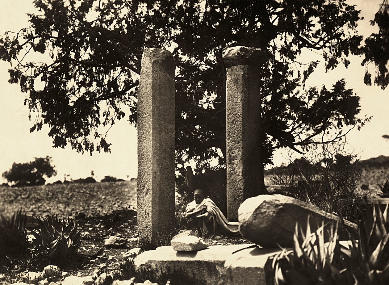 Construir um império na era fascista: Axum permanece em Cohaito, 09/05/1936 (foto a p/b) de Modestino Baldinetti