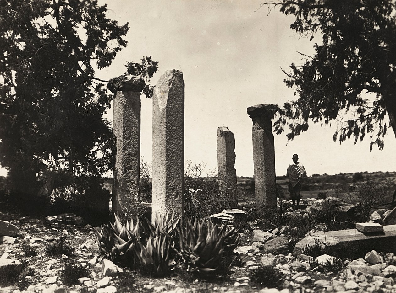 Construir um império na era fascista: Axum permanece em Cohaito, 09/05/1936 (foto a p/b) de Modestino Baldinetti