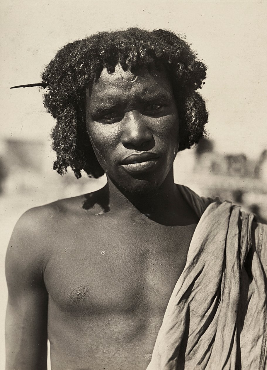 Construir um império na era fascista: Cunama youth, 09/05/1936 (foto a p/b) de Modestino Baldinetti