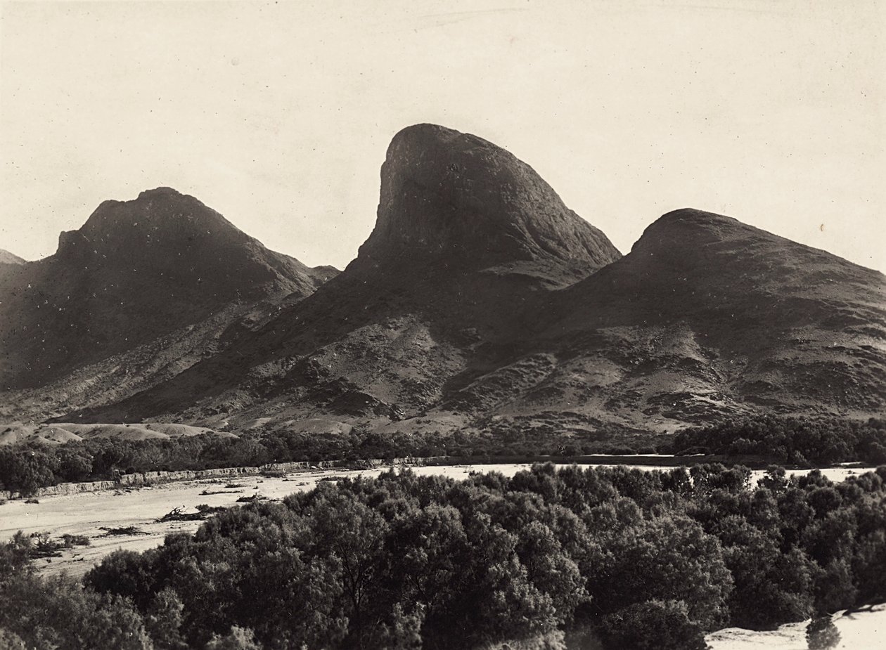 Construir um império na era fascista: cadeia de montanhas em forma de perfil humano, 09/05/1936 (foto a p/b) de Modestino Baldinetti