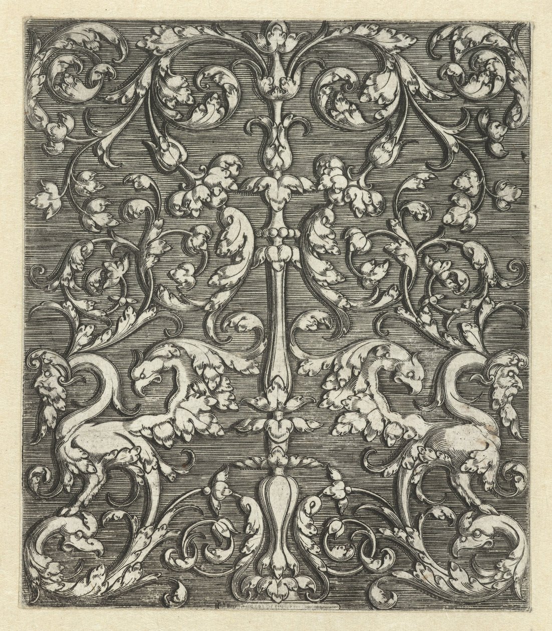 Ornamento com dois animais de fantasia e candelabro de Monogrammist IG