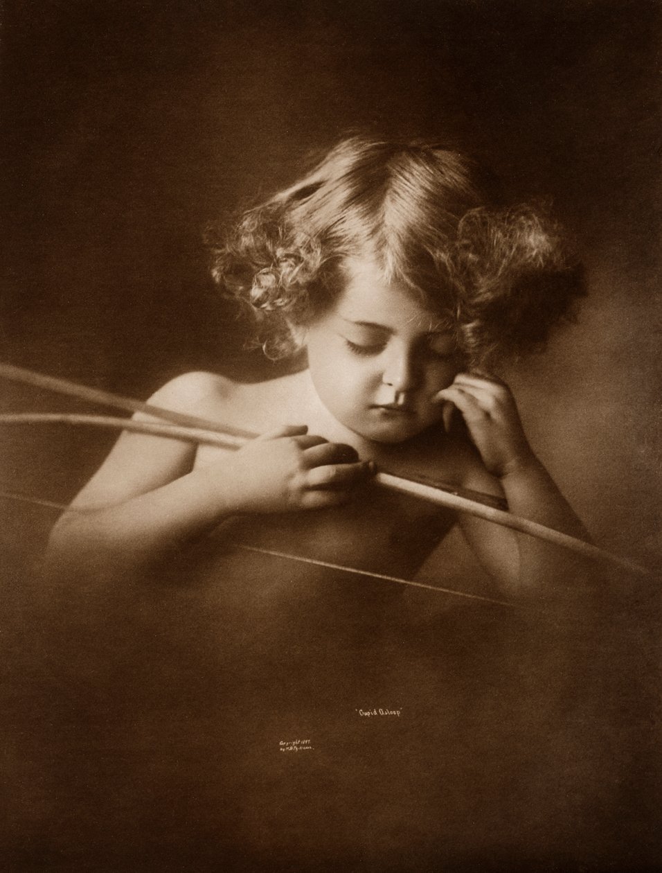 Cupido Acordado e Adormecido: Cupido Adormecido, de Morris Burke Parkinson de Morris Burke Parkinson