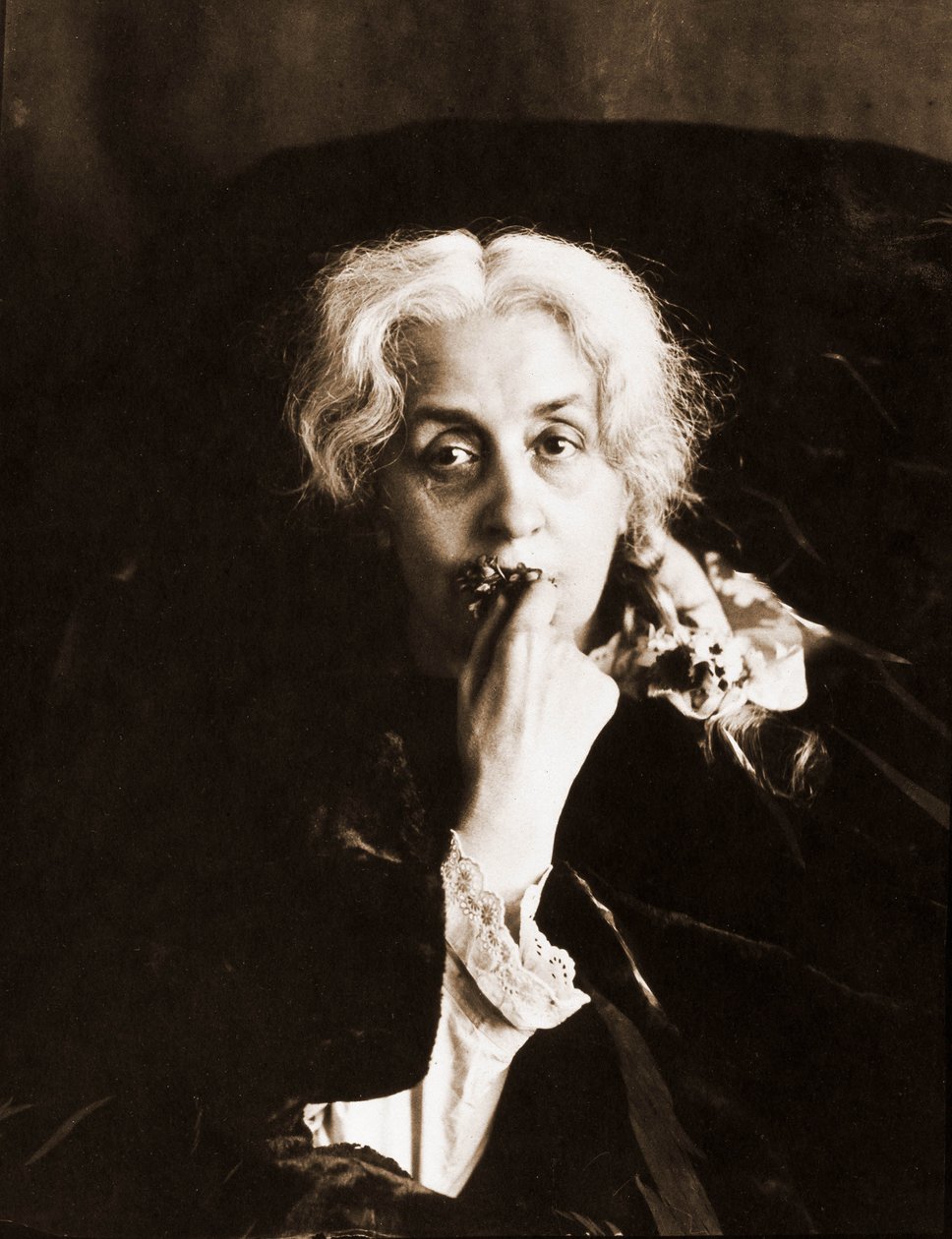 Retrato de Ernestine Nadar, nee Lefevre 1836-1909 (foto) de Nadar