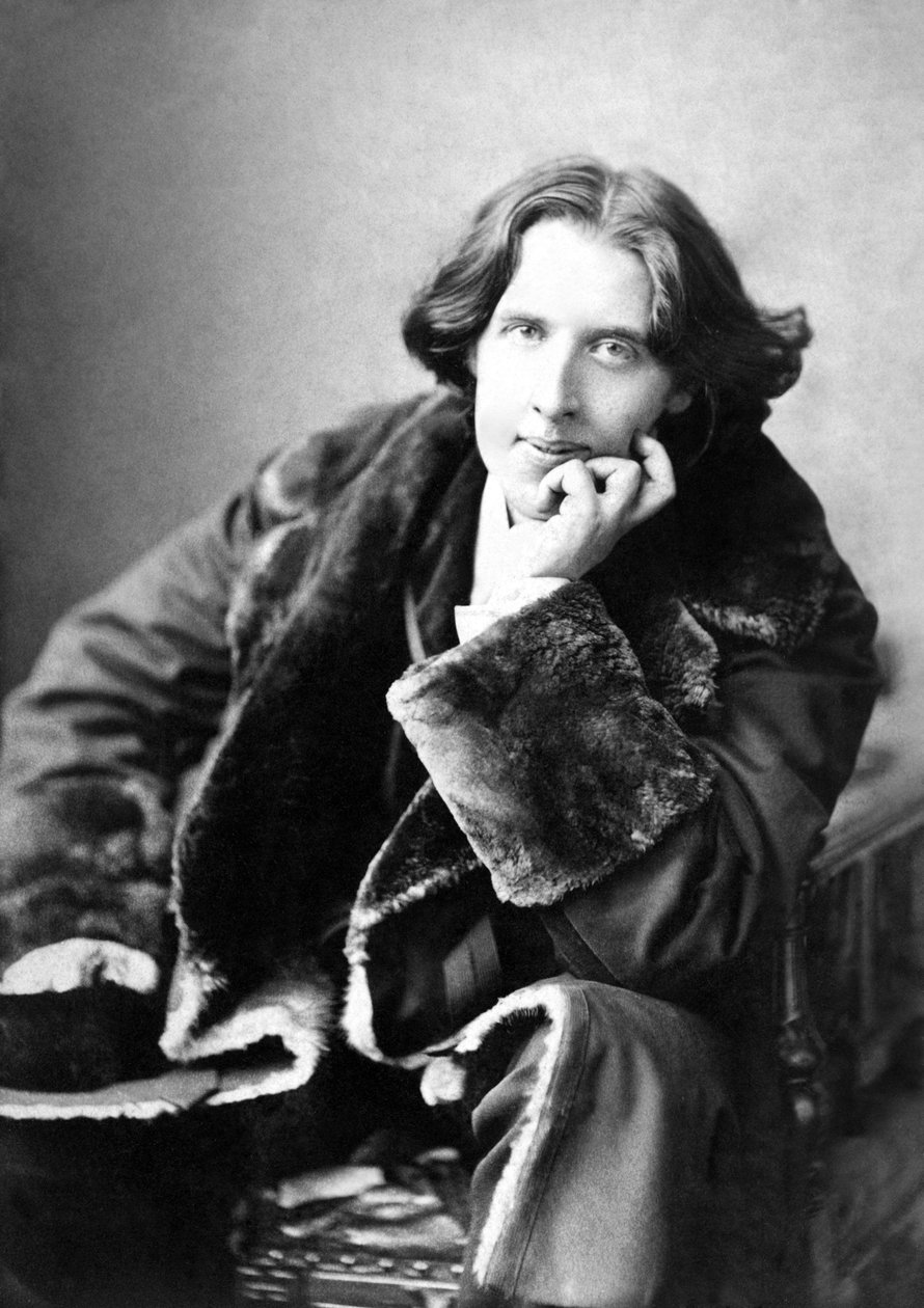 Oscar Wilde em seu casaco favorito, 1882 de Napoleon Sarony