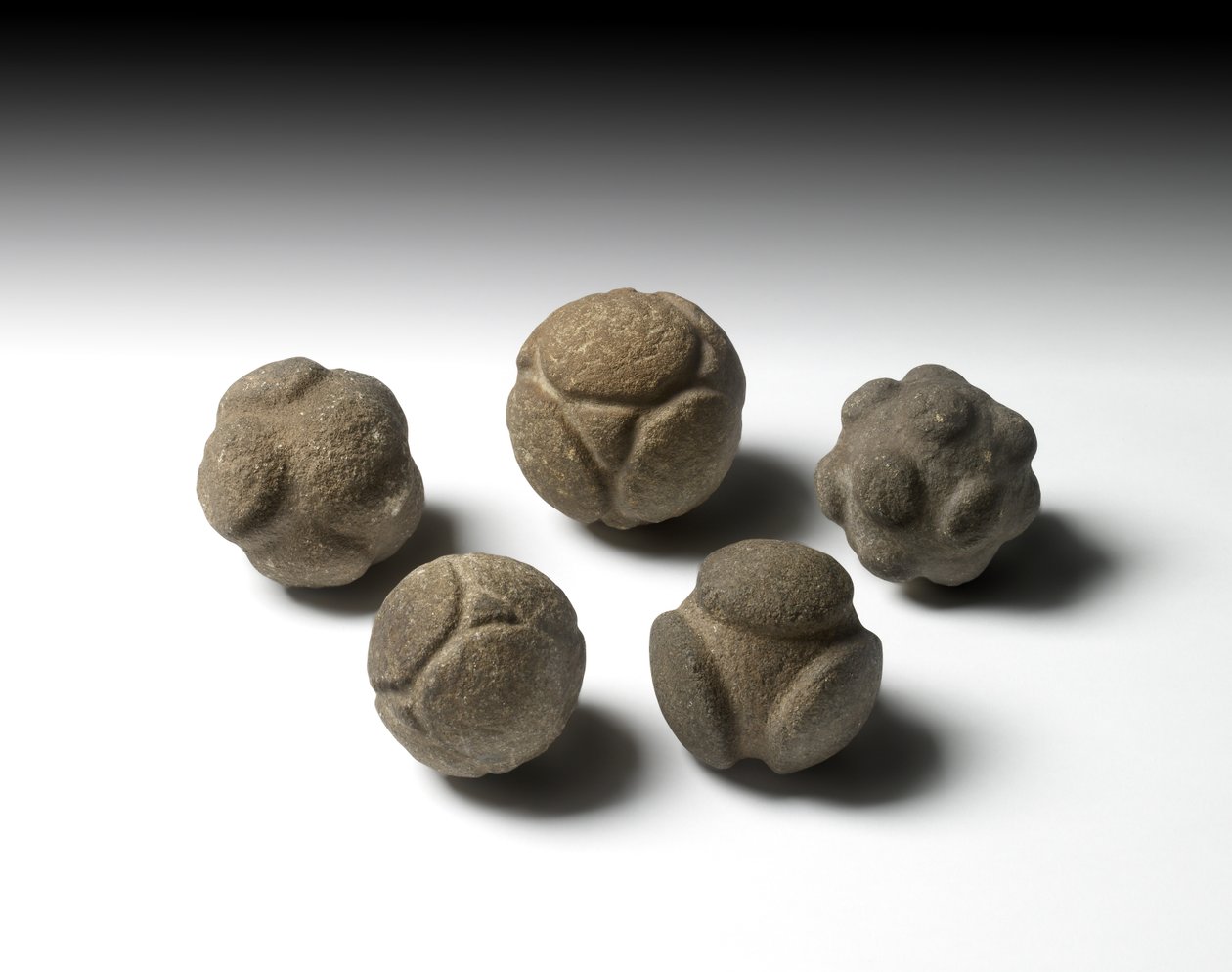 Bola Esculpida, Neolítico Final, Escócia, c.3750-2000 aC de Neolithic