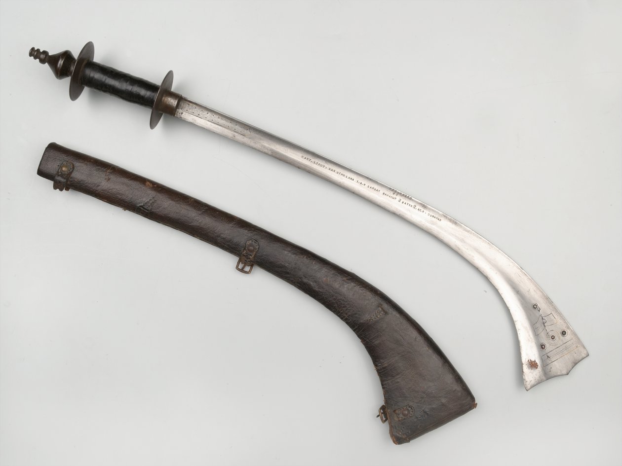 Espada e bainha de Kora de Nepalese School