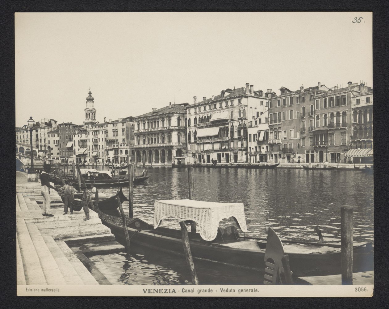 Vista do Grande Canal em Veneza
Veneza - Canal Grande - Veduta generale (título sobre o objecto) de Neue Photographische Gesellschaft