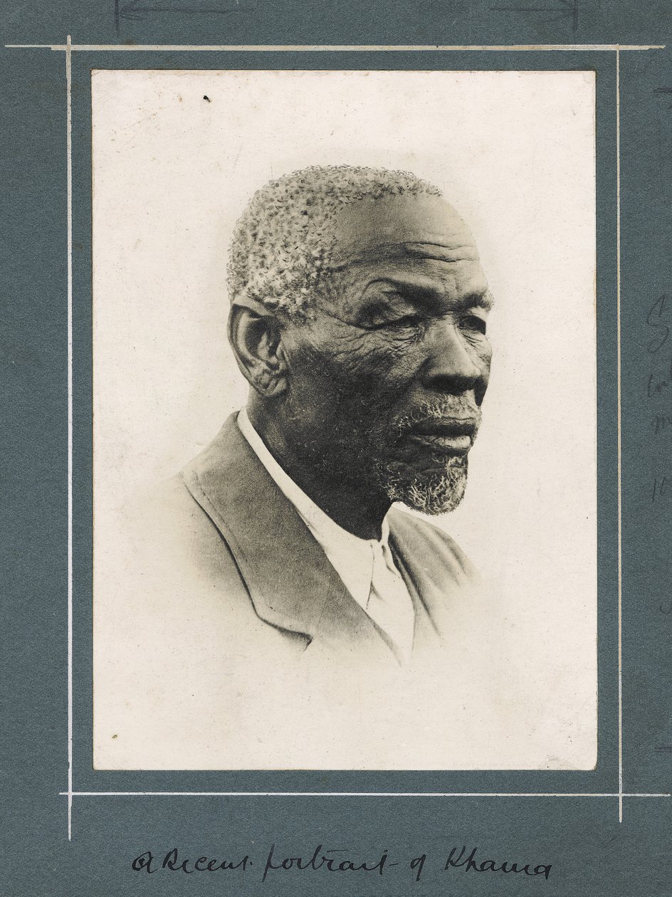 Um retrato recente de Khama, 1921 (impressão em prata de gelatina) de Neville Jones