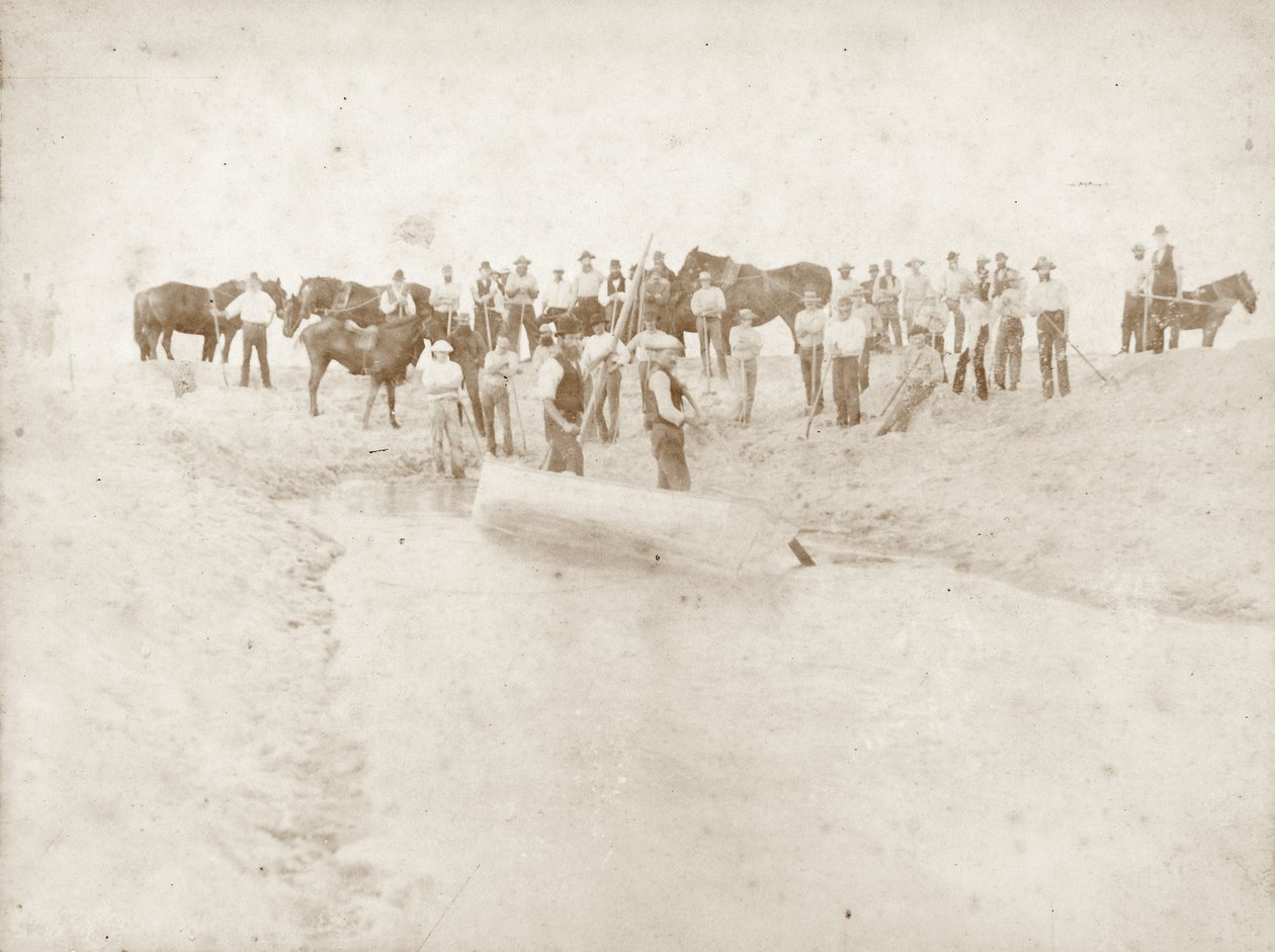 A abertura da foz do rio Waipu, final dos anos 1880 (foto sépia) de New Zealander Photographer