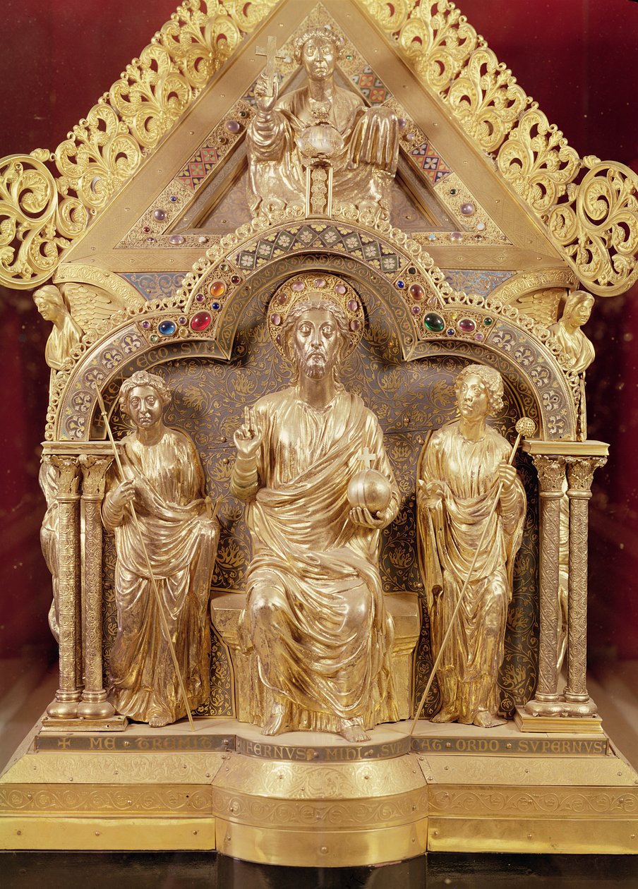 Santuário de Nossa Senhora de Notre-Dame de Tournai, extremidade triangular representando Cristo em Majestade, 1205 (ouro, esmalte champleve e pedras preciosas) de Nicholas of Verdun