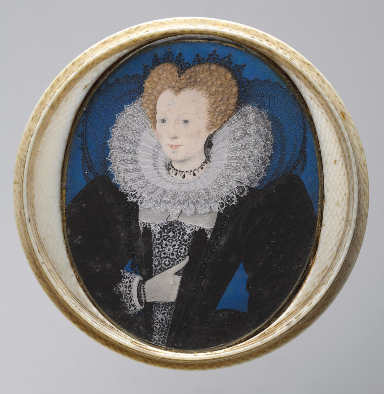 Retrato de uma mulher, década de 1590. de Nicholas Hilliard
