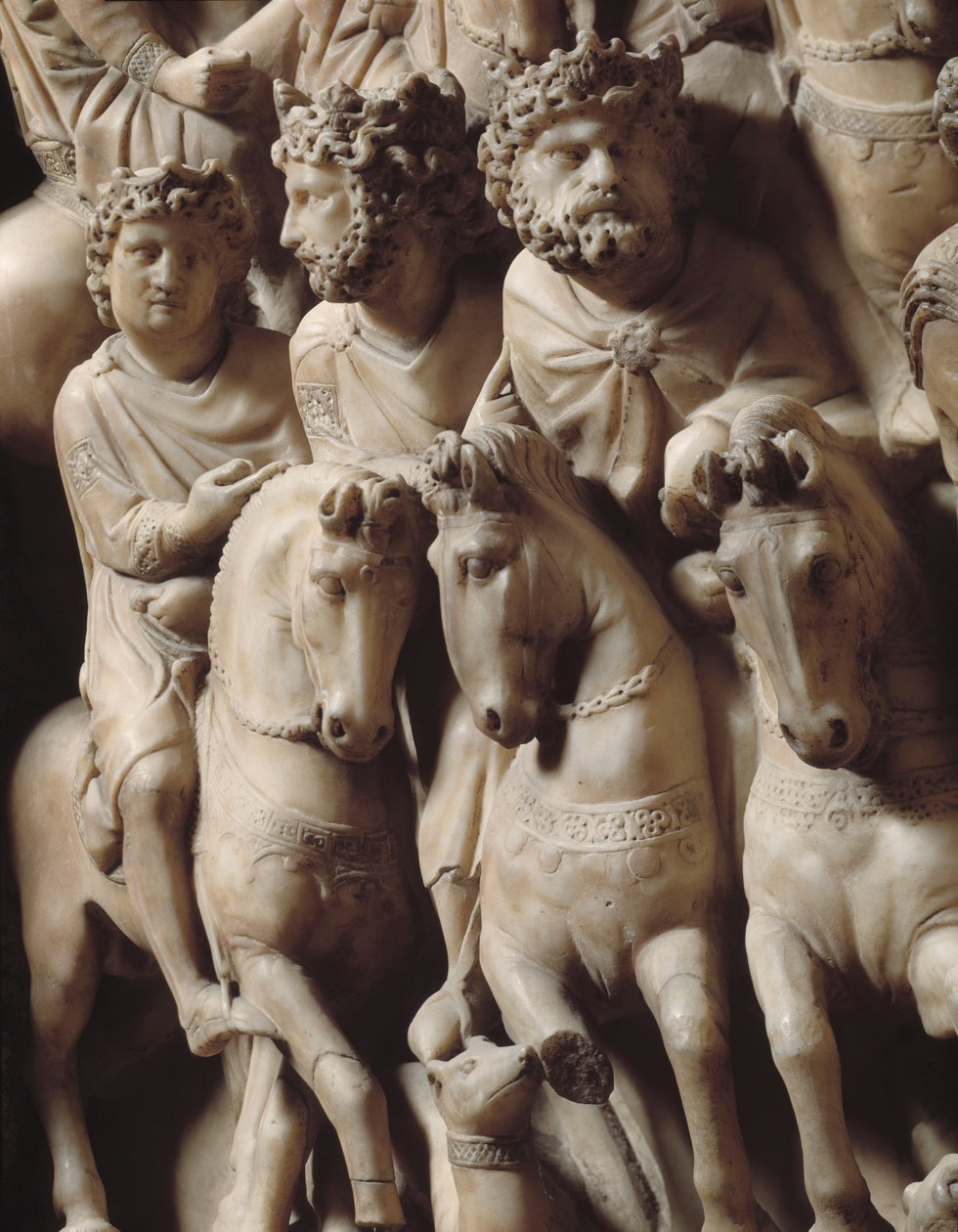 A Viagem dos Magos Detalhe em relevo da pular de mármore de Nicola Pisano de Nicola Pisano