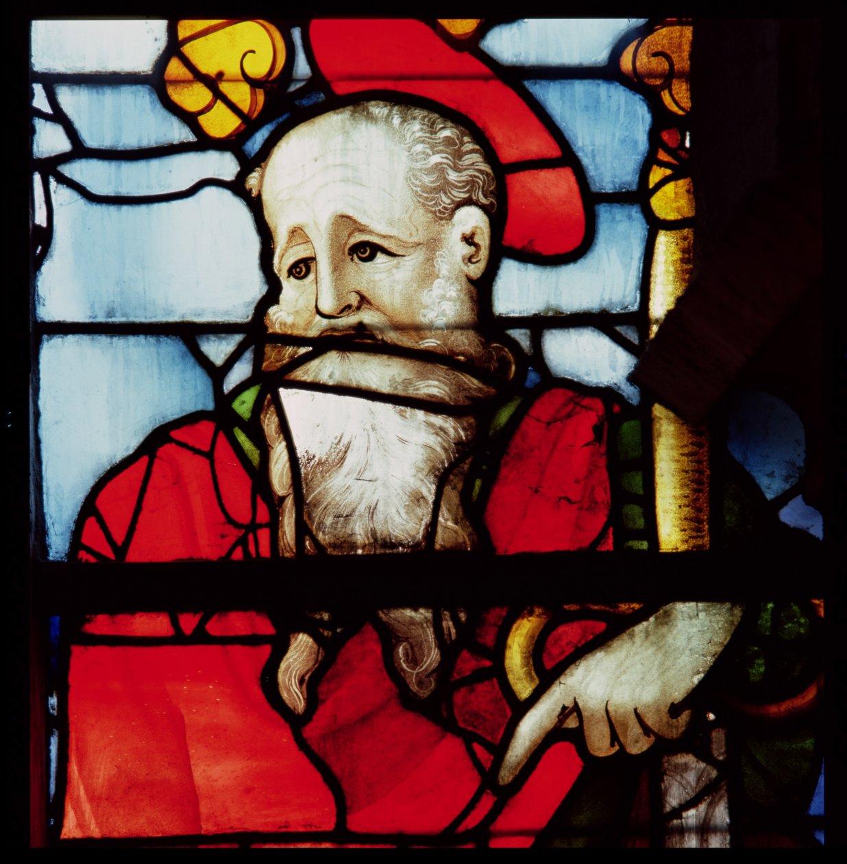 São Paulo, detalhe da janela representando os quatro evangelistas e quatro doutores da igreja, transepto sul, 1551 (vitral) de Nicolas Le Prince