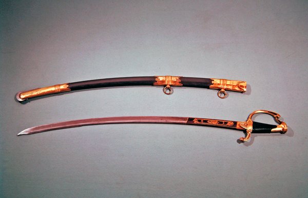Espada comemorativa dada por Napoleão Bonaparte por ajudá-lo com seu golpe de sucesso em Saint Cloud em 18 brumaire por 8 (9 de novembro de 1799) (metal) de Nicolas Noel Boutet