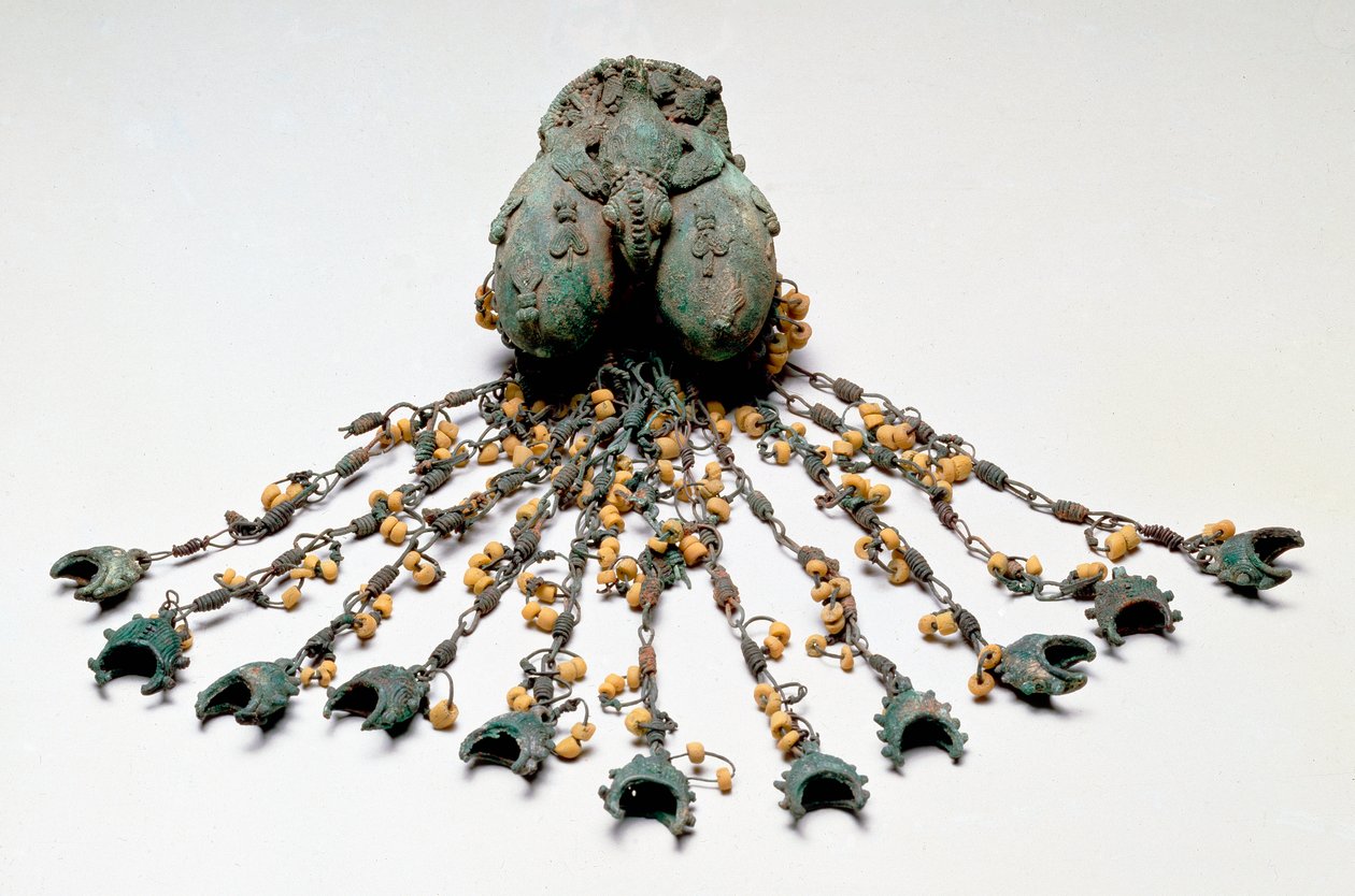 Pingente de ovo duplo, Igbo-Ukwu, do 9º ao 10º século (bronze com chumbo) de Nigerian