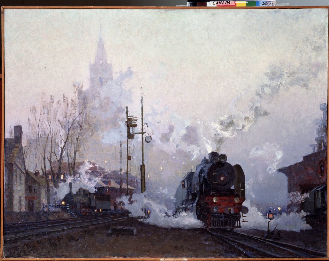 A caminho. As locomotivas a vapor afogam a paisagem urbana no fumo dos seus carris. Pintura de Nikolai Dmitryevich Kuznetsov (1923-1974), óleo sobre tela de Nikolai Dmitrievich Kuznetsov