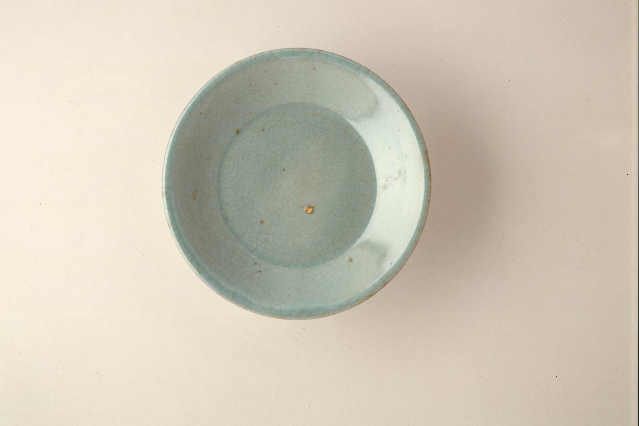 Prato raso de Ruyao raro (cerâmica) (ver também 466676) de Northern Song Dynasty Chinese School