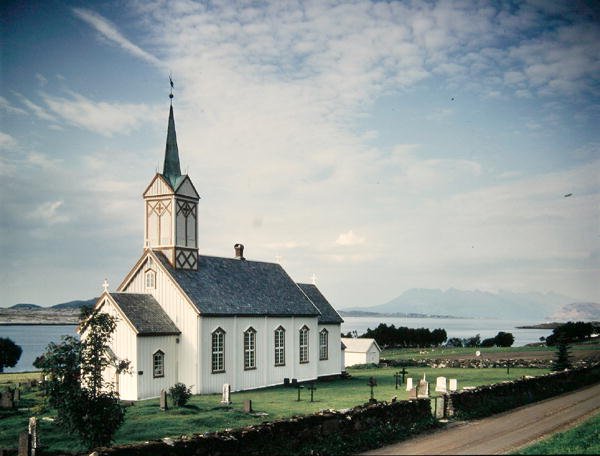 Igreja típica da aldeia, c.1796 de Norwegian School