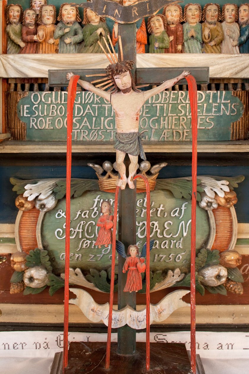 Cristo na Cruz, detalhe do retábulo (madeira pintada) de Norwegian School