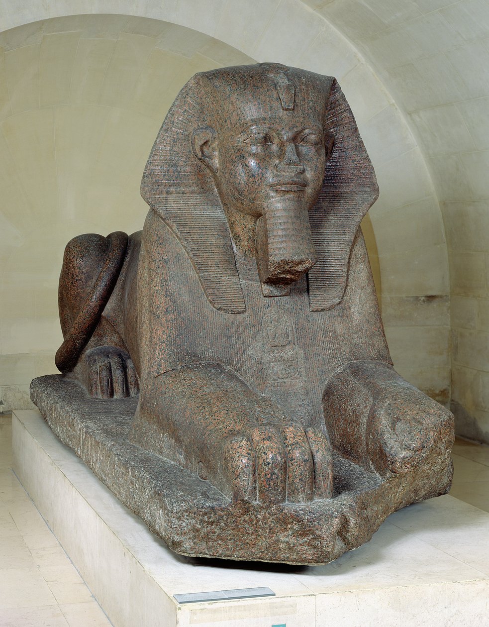 Esfinge grande, de Tanis (granito rosa) de Old Kingdom Egyptian