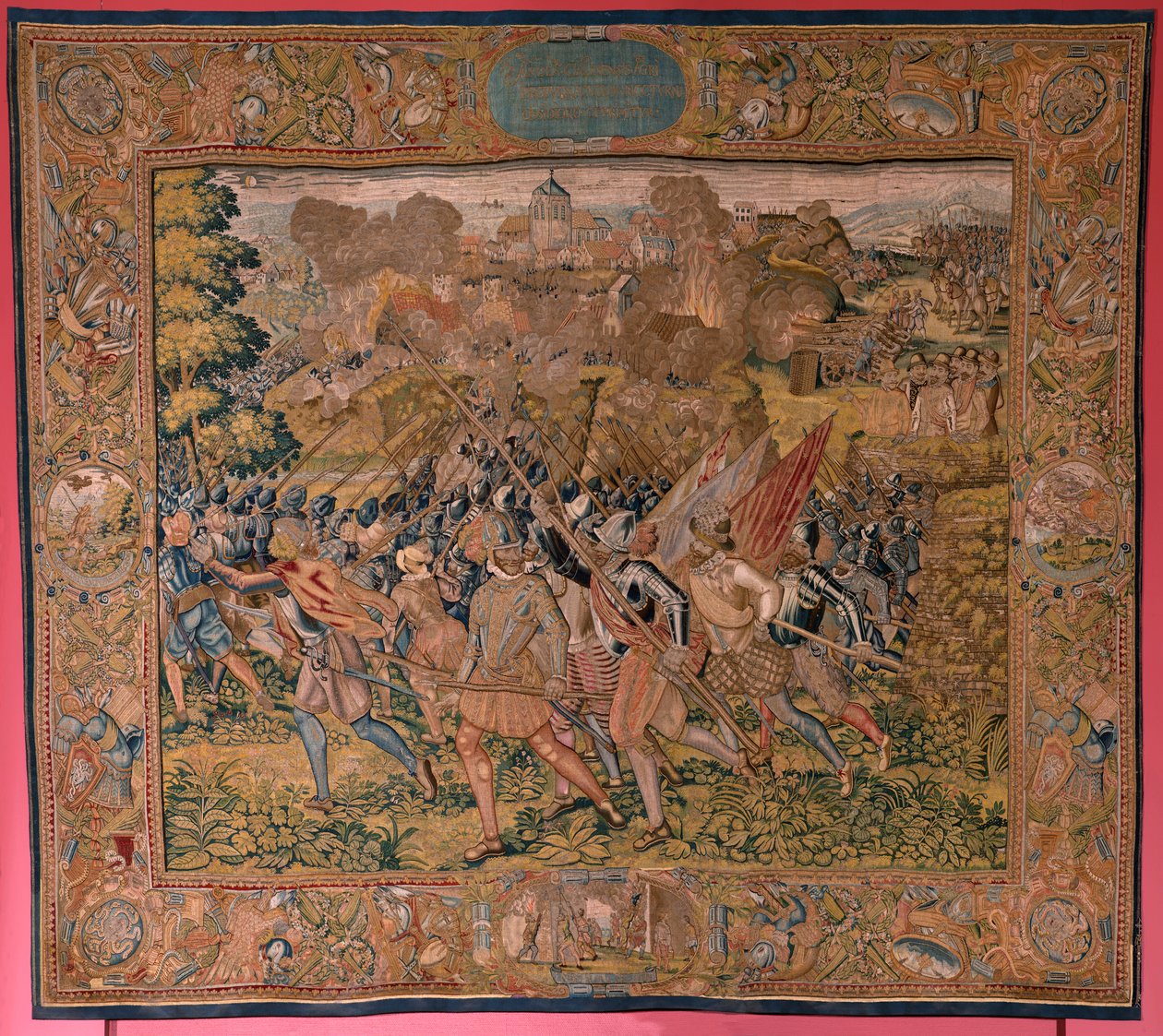 Tapeçaria flamenga. Série Triunfos e batalhas do Arquiduque Albert. Ataque nocturno a Ardres ou Captura da cidade baixa de Ardres (Asalto nocturno de Ardrés o Toma de la baja villa de Ardrés). Terceira tapeçaria da série. Modelo Otto van Veen e Hans I Snel de Otto van Veen