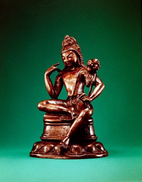 Padmapani Lokeshvara sentado em meditação, primeira metade do século VII (bronze incrustado com prata e cobre) (ver também 394854) de Pakistani School