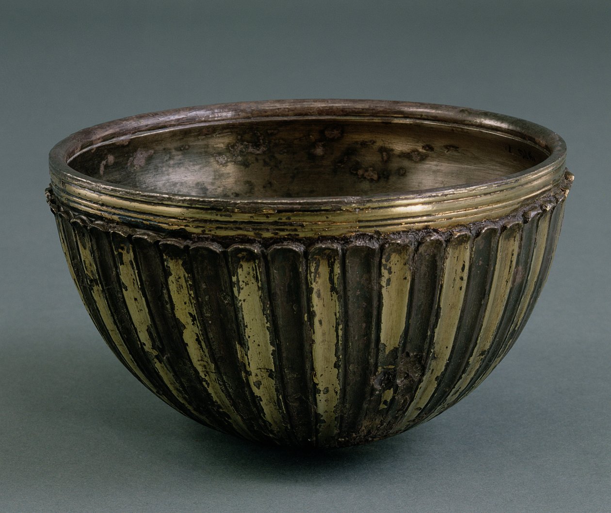 Taça Parta, Irã, c.100-200 dC (prata dourada) de Parthian School